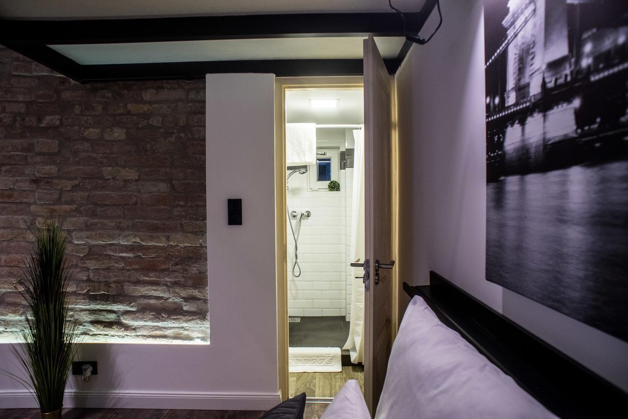 Very Stylish And Fresh Studio Home In The Center Budapest Exterior photo